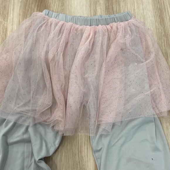 Love @ first sight little ballerina set grey pants with pink tutu size 5/6 - Picture 2 of 5